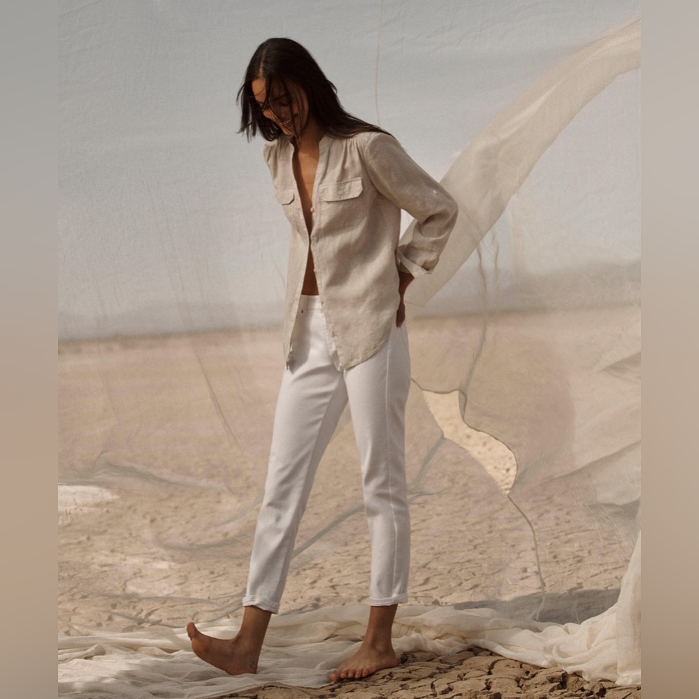 ✨ BROOKS BROTHERS ✨ Classic V-Neck Utility Shirt In Linen
